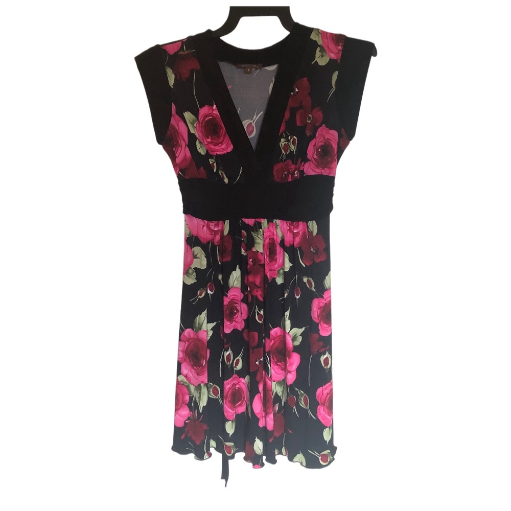 Stretchy floral dress